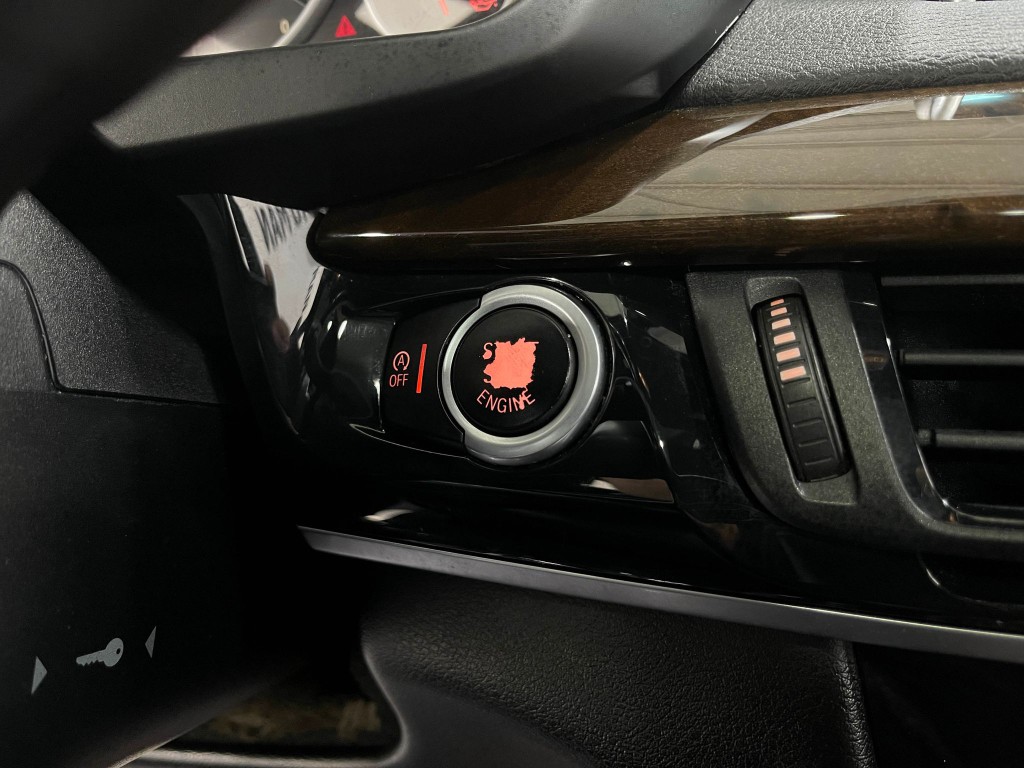 2015 BMW X5 Image 21