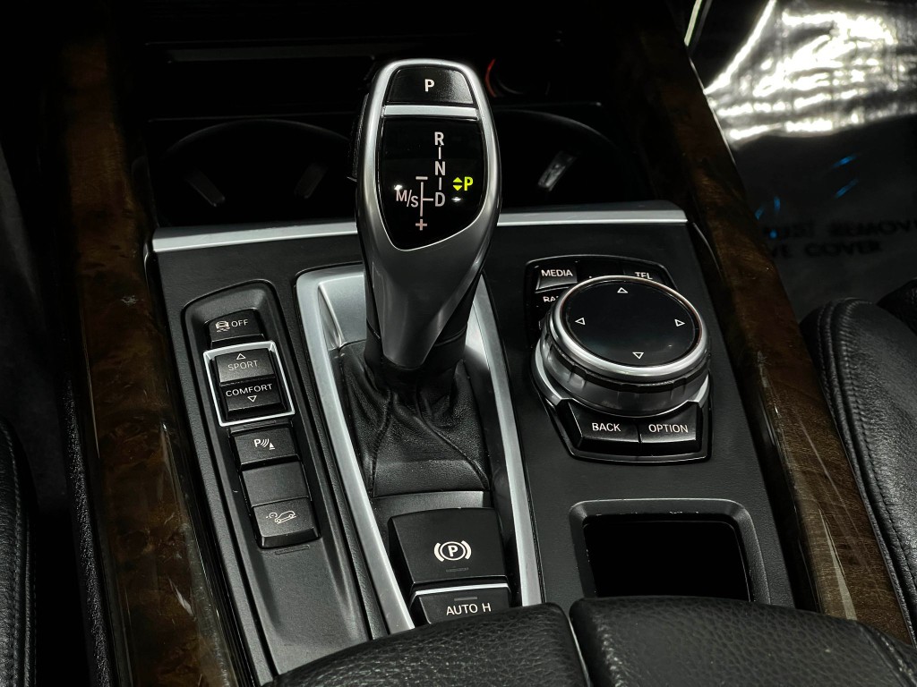 2015 BMW X5 Image 29