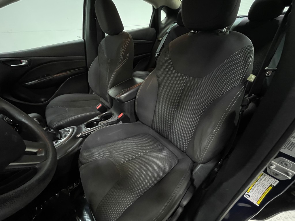 2015 Dodge Dart Image 11