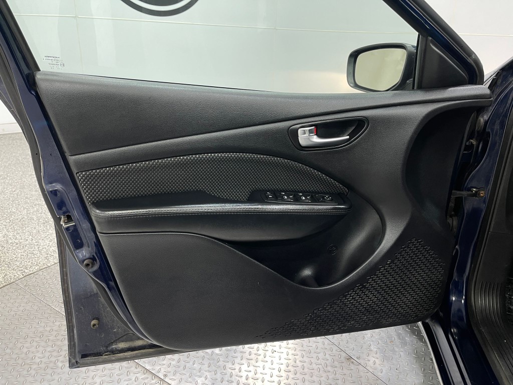2015 Dodge Dart Image 12