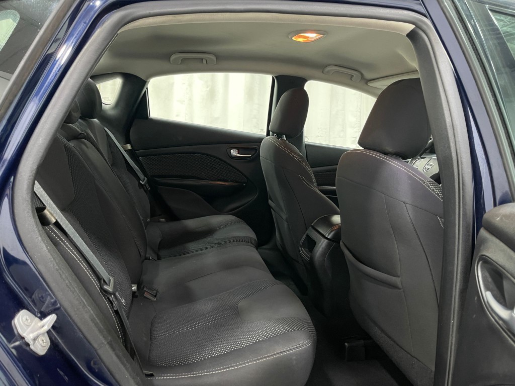 2015 Dodge Dart Image 27