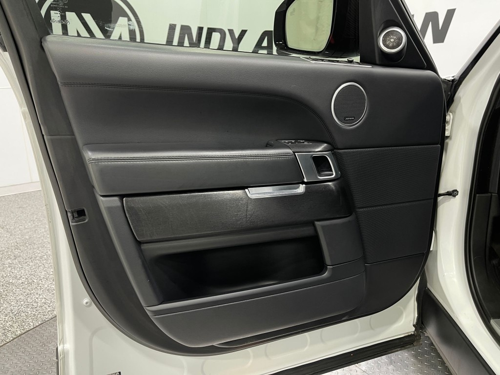 2015 Land Rover Range Rover Image 14