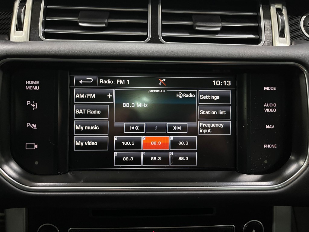 2015 Land Rover Range Rover Image 22