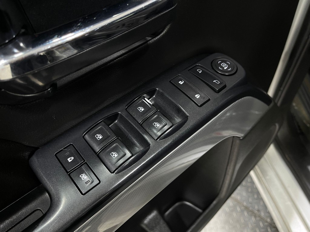 2015 Chevrolet Silverado 1500 Image 14