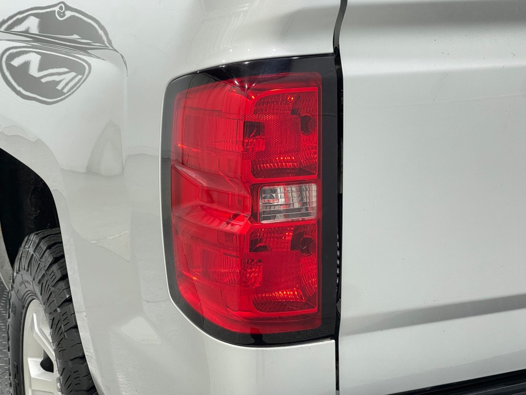 2015 Chevrolet Silverado 1500 Image 31
