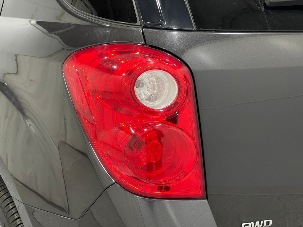 2015 Chevrolet Equinox Image 32