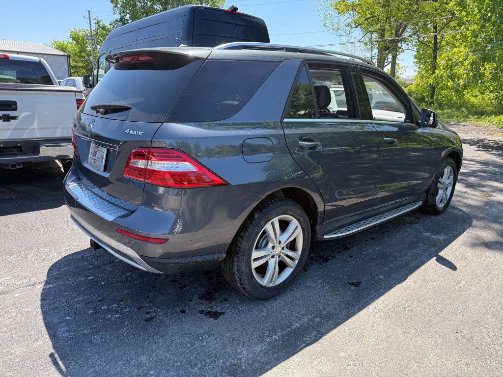 2015 Mercedes-Benz M-Class Image 3