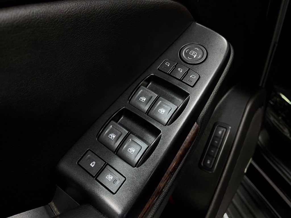 2019 GMC Yukon Image 16