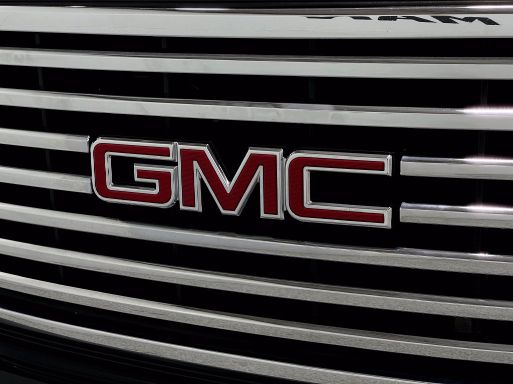2019 GMC Yukon Image 40