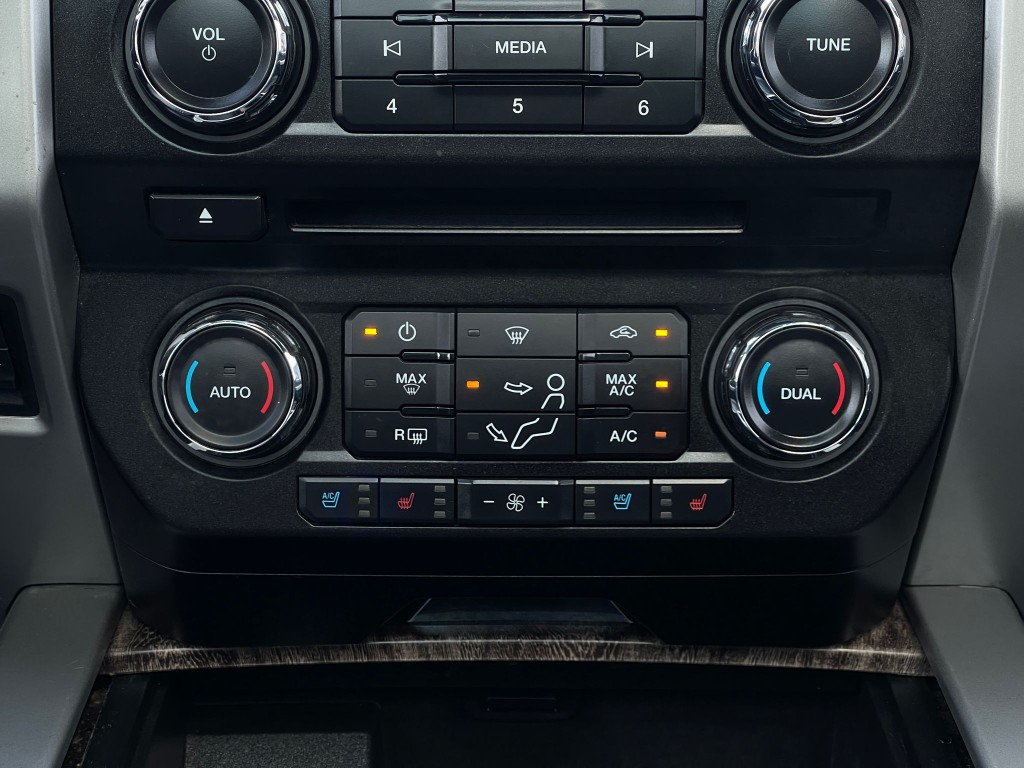 2017 Ford F-250 Image 22