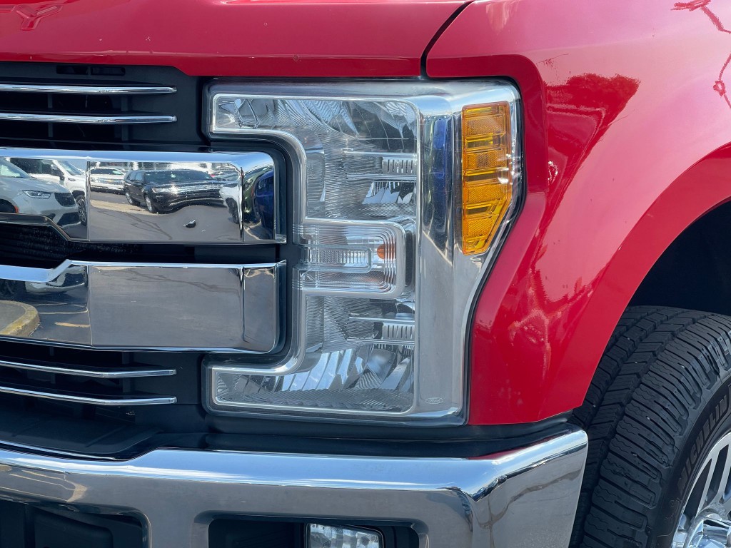 2017 Ford F-250 Image 30