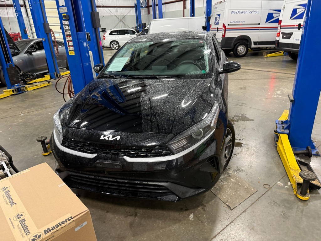2023 Kia Forte Image 2