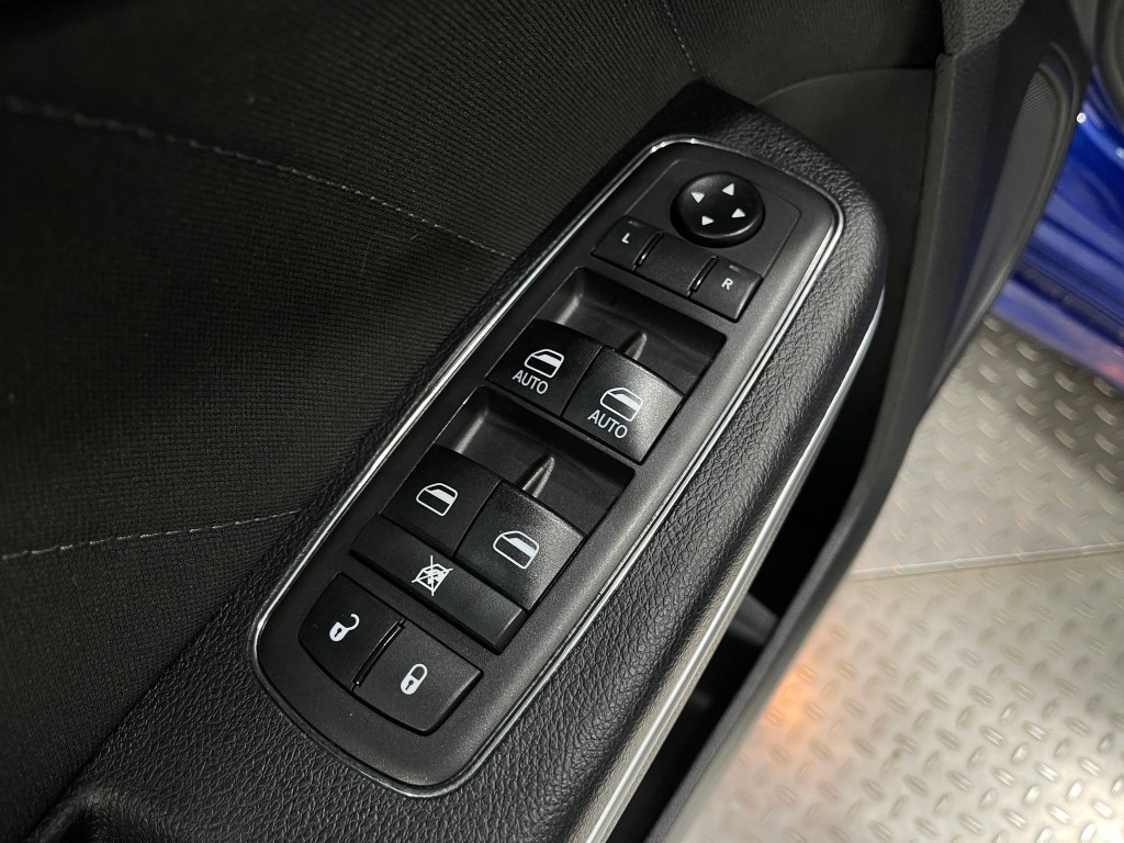 2021 Dodge Charger Image 14