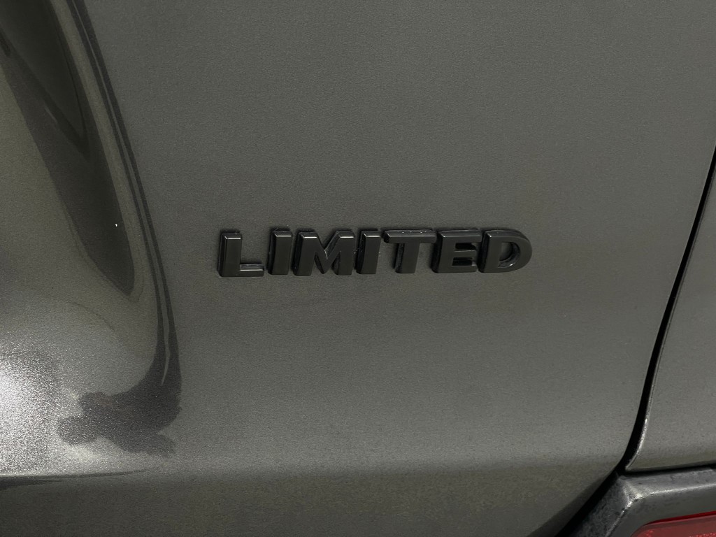 2019 Jeep Cherokee Image 40