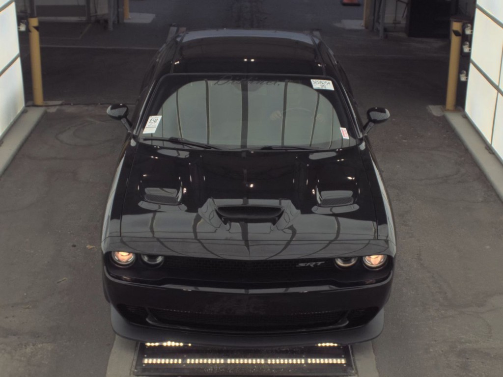 2019 Dodge Challenger Image 2