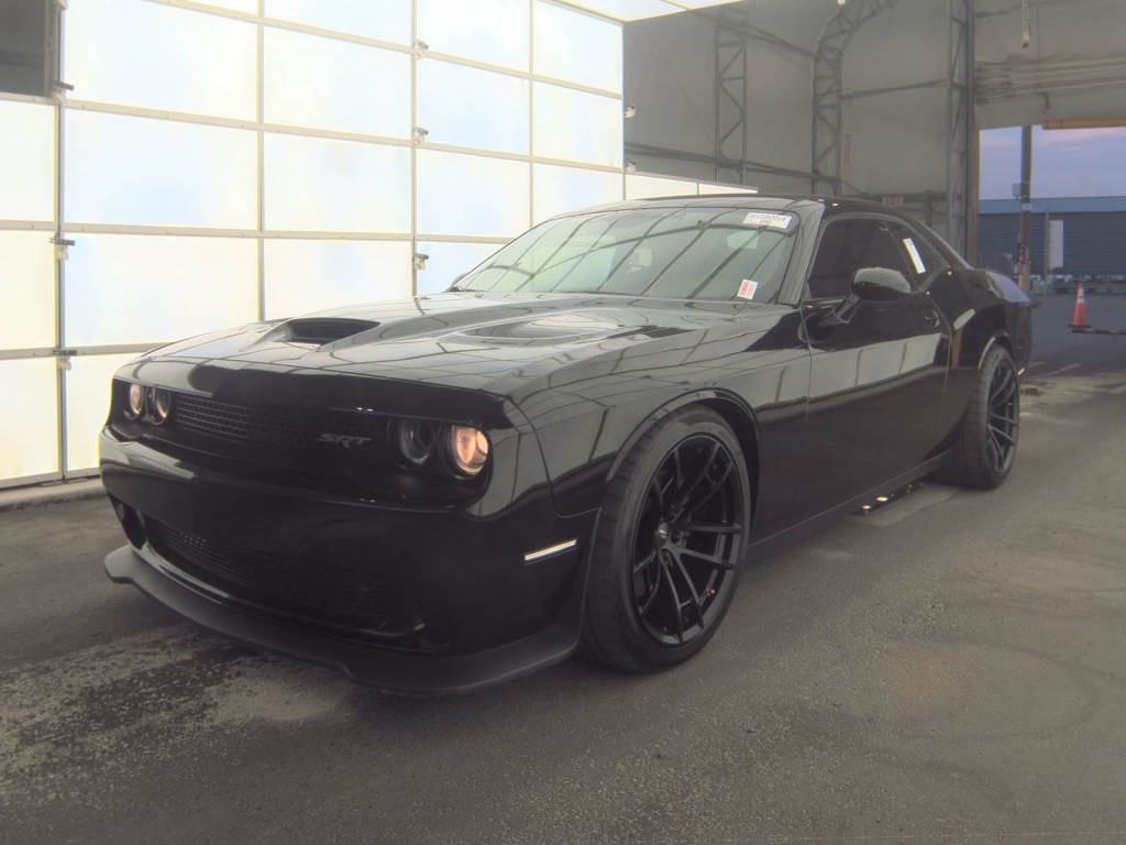 2019 Dodge Challenger Image 3