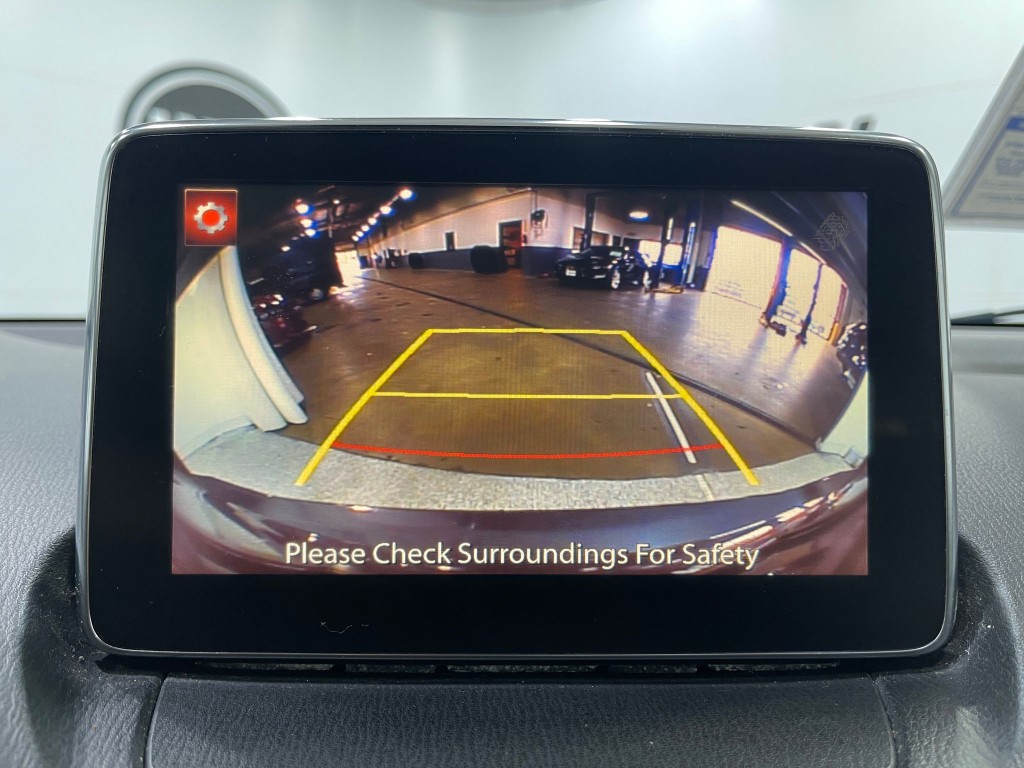 2018 Toyota Yaris Image 10