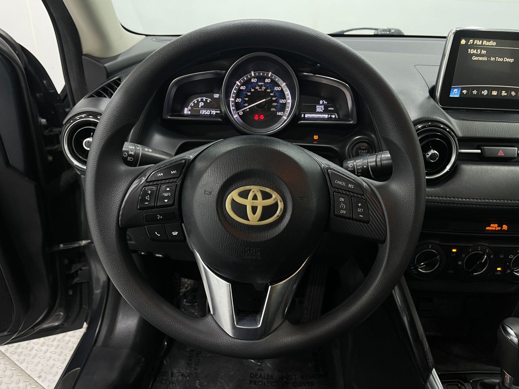 2018 Toyota Yaris Image 21