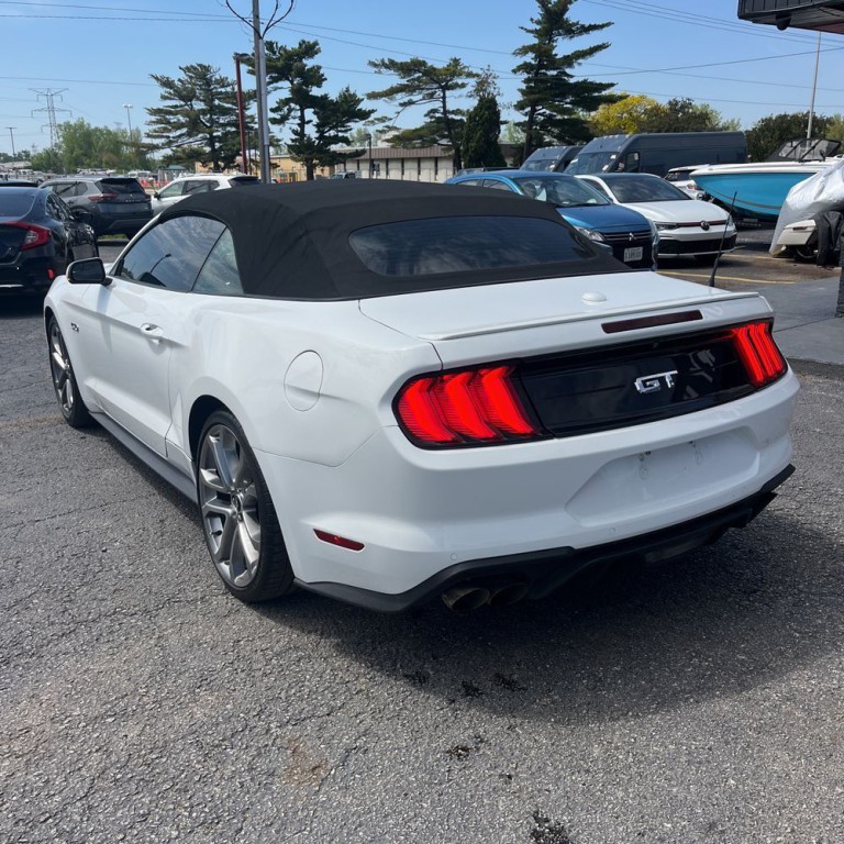 2018 Ford Mustang Image 4
