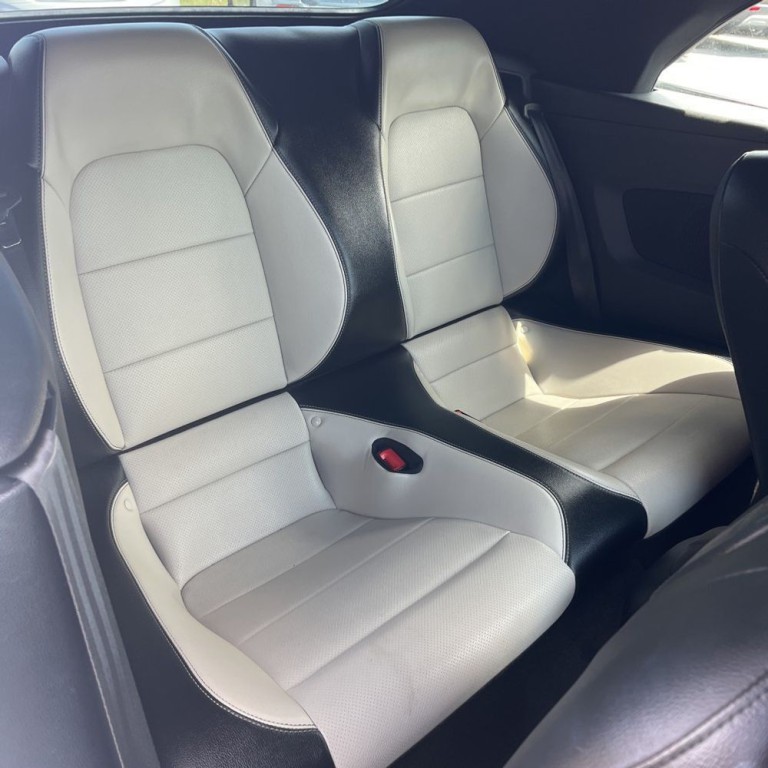 2018 Ford Mustang Image 11