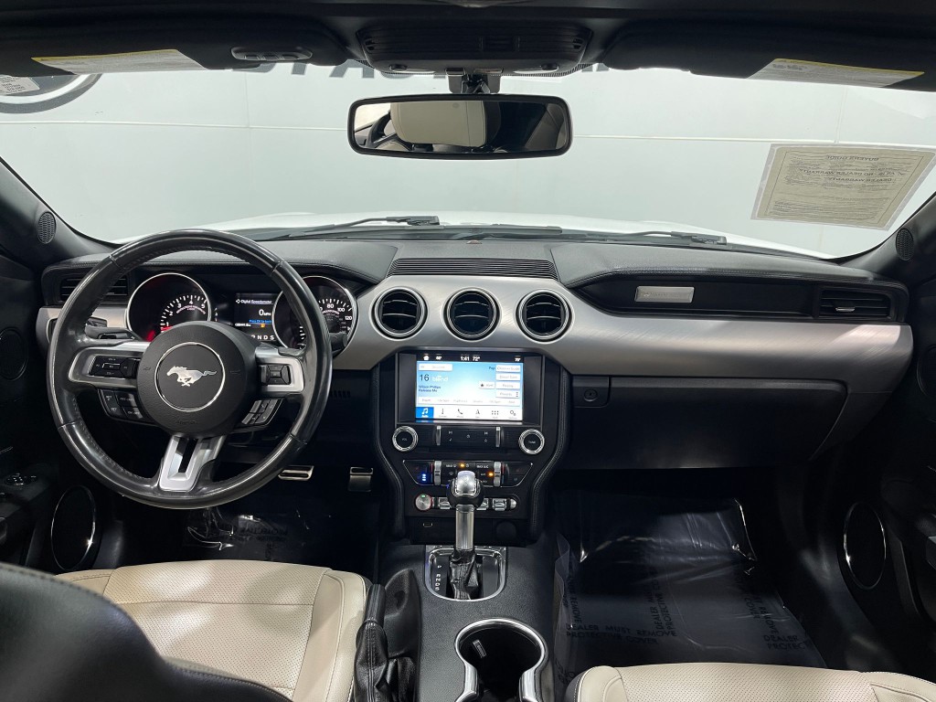 2018 Ford Mustang Image 17