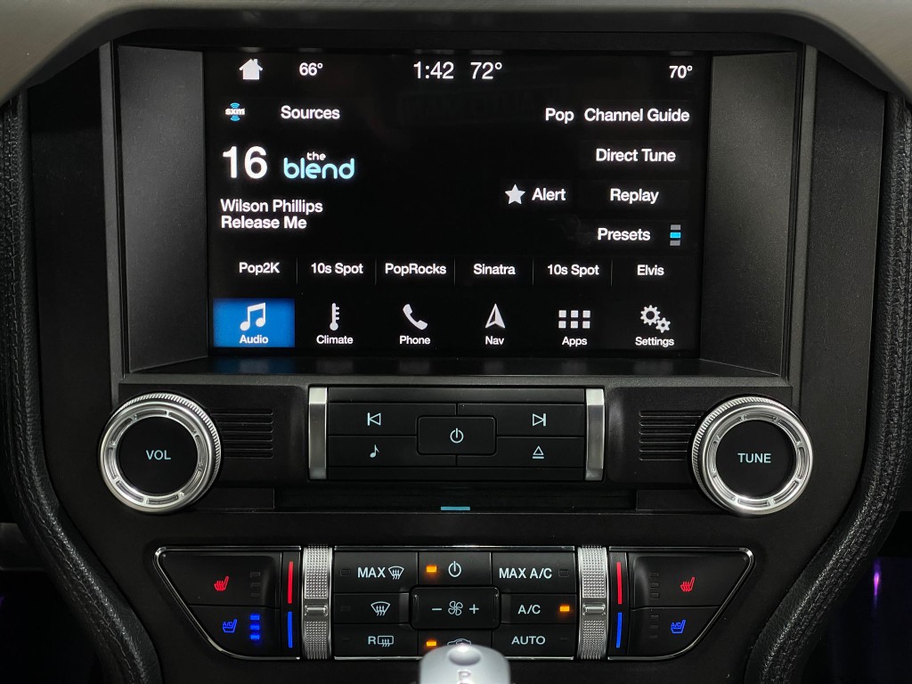 2018 Ford Mustang Image 22