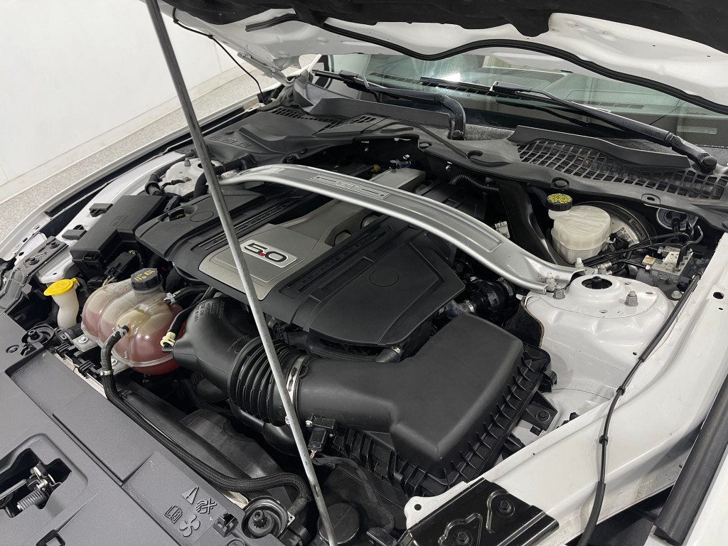 2018 Ford Mustang Image 25