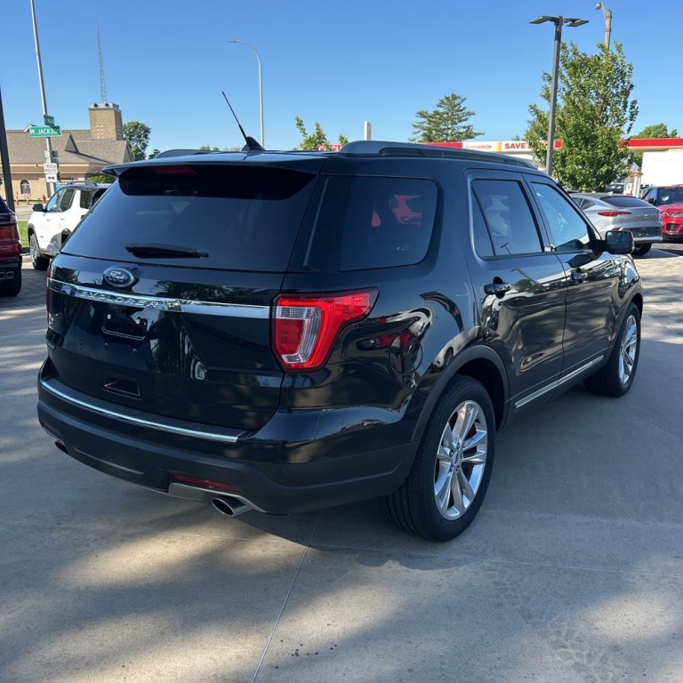 2018 Ford Explorer Image 3