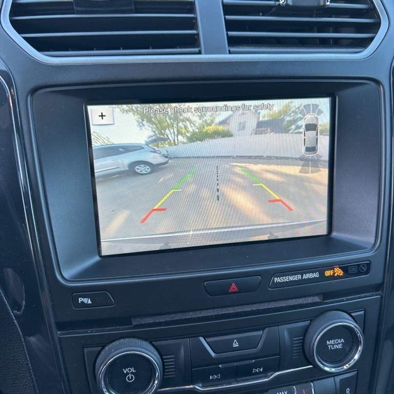 2018 Ford Explorer Image 10