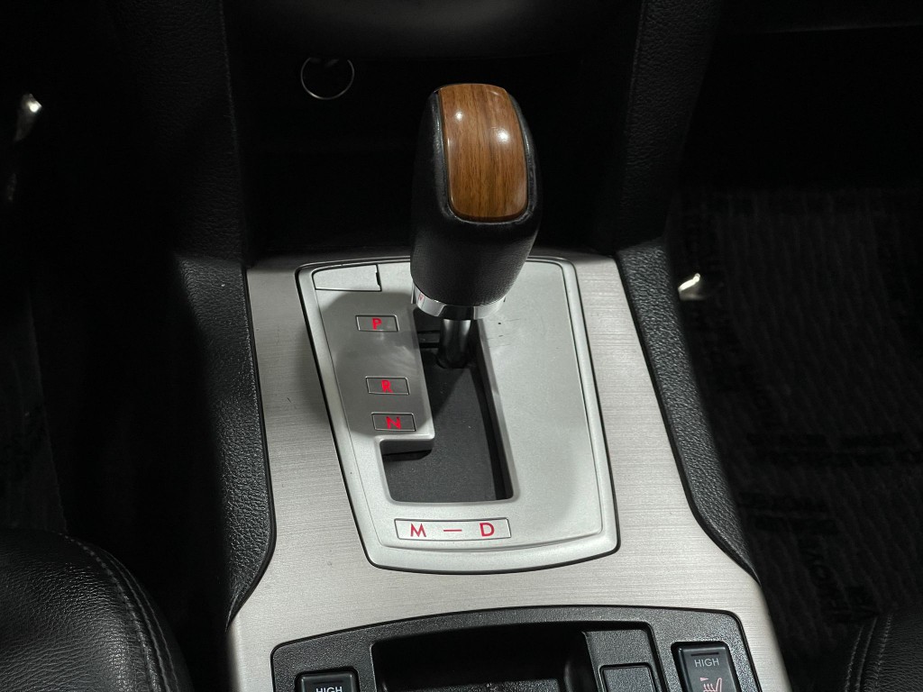 2013 Subaru Outback Image 28