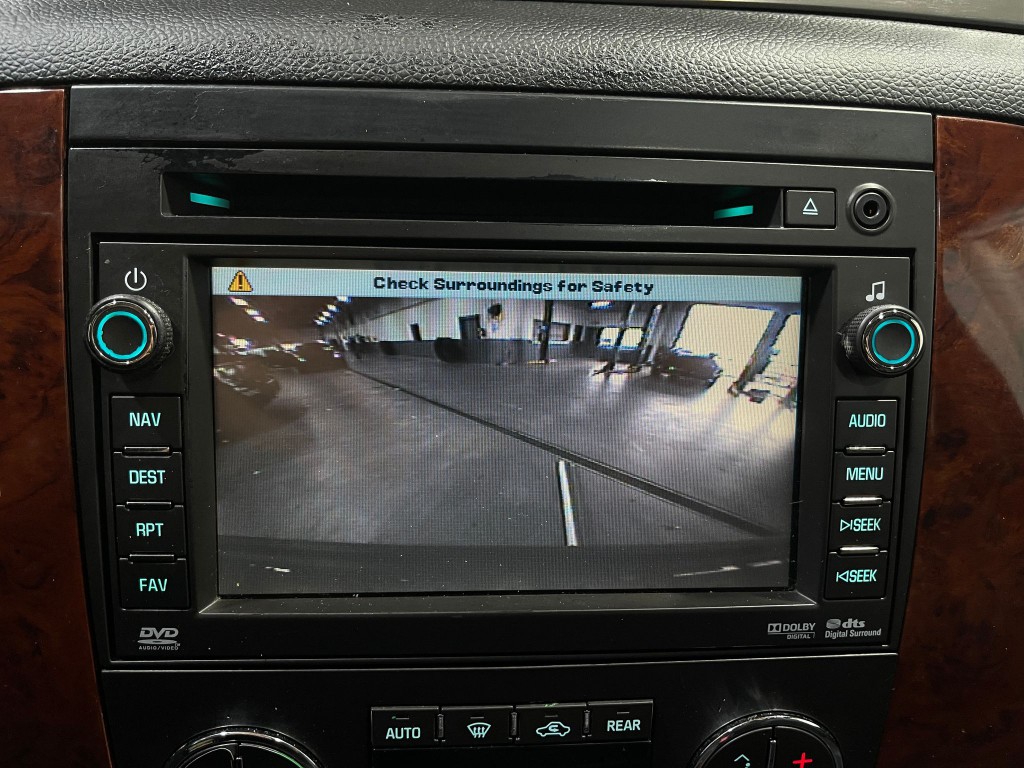 2011 Chevrolet Tahoe Image 10