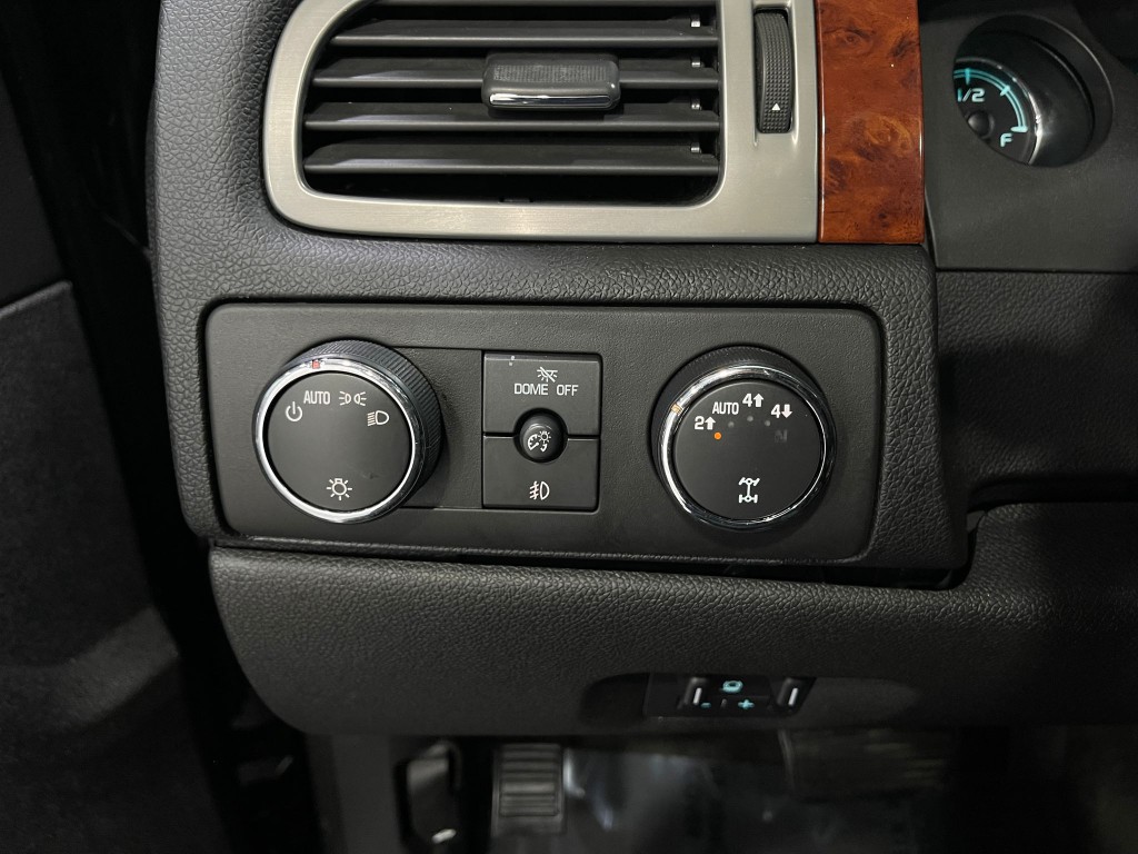 2011 Chevrolet Tahoe Image 21