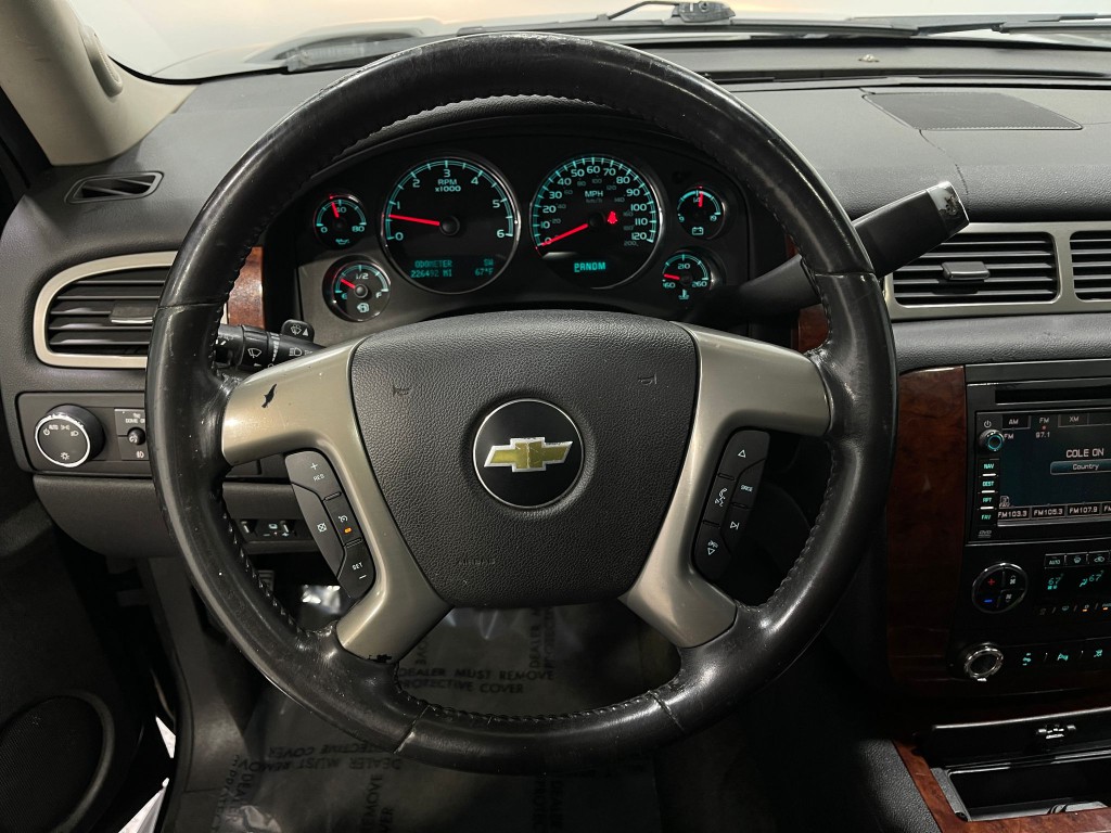 2011 Chevrolet Tahoe Image 22