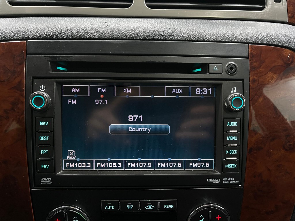2011 Chevrolet Tahoe Image 24