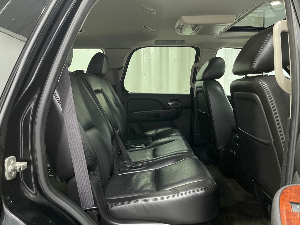 2011 Chevrolet Tahoe Image 30