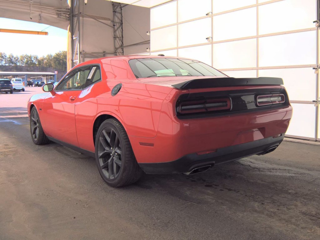 2023 Dodge Challenger Image 4