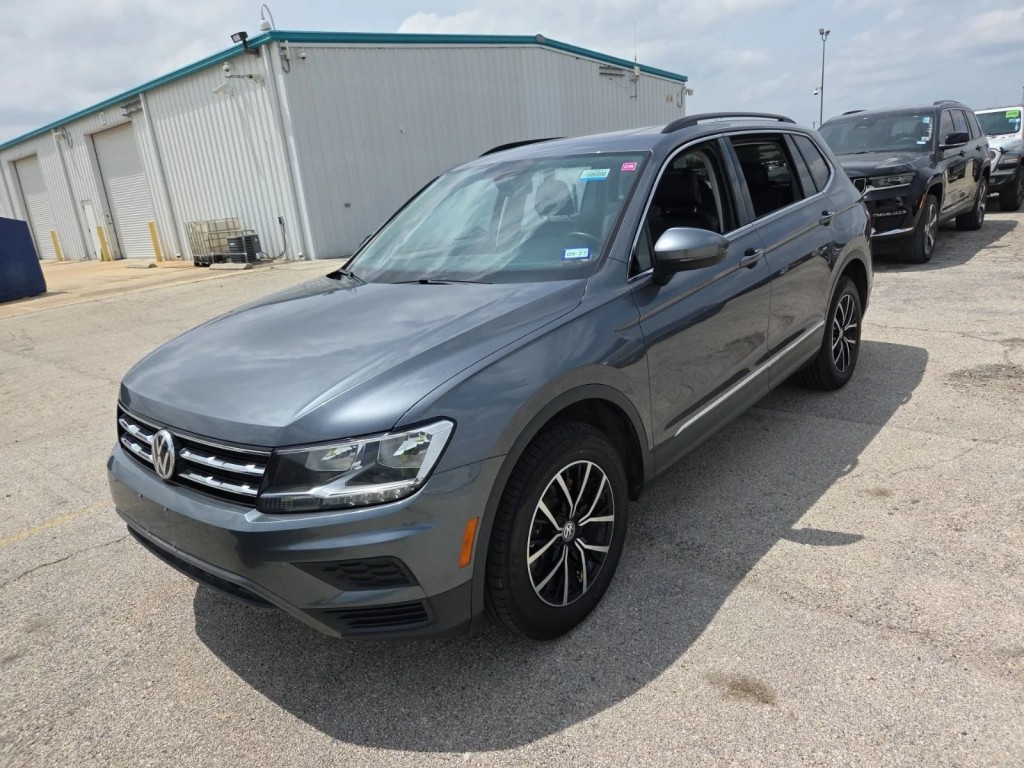 2021 Volkswagen Tiguan Image 2