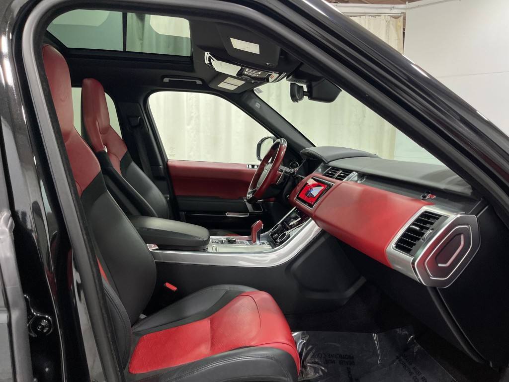2020 Land Rover Range Rover Sport Image 32