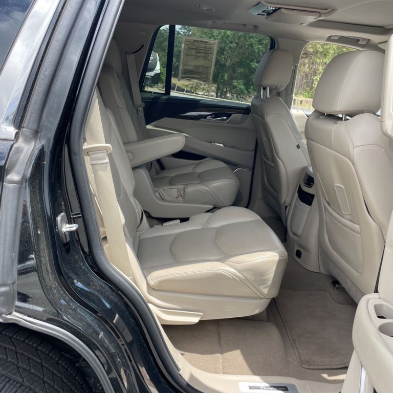 2020 Cadillac Escalade Image 11