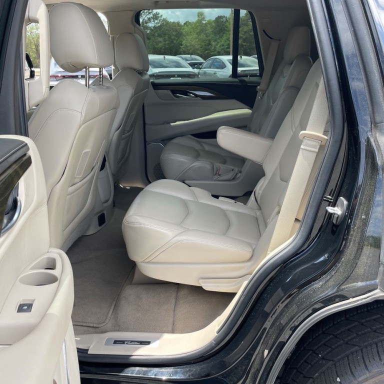 2020 Cadillac Escalade Image 12