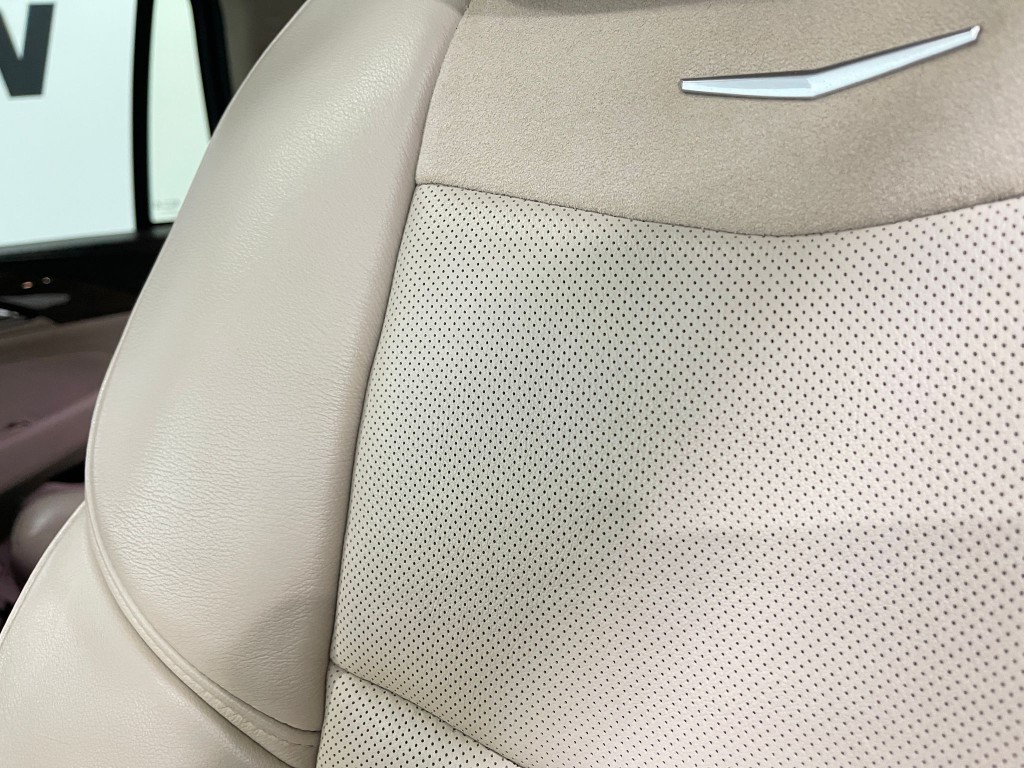 2020 Cadillac Escalade Image 17