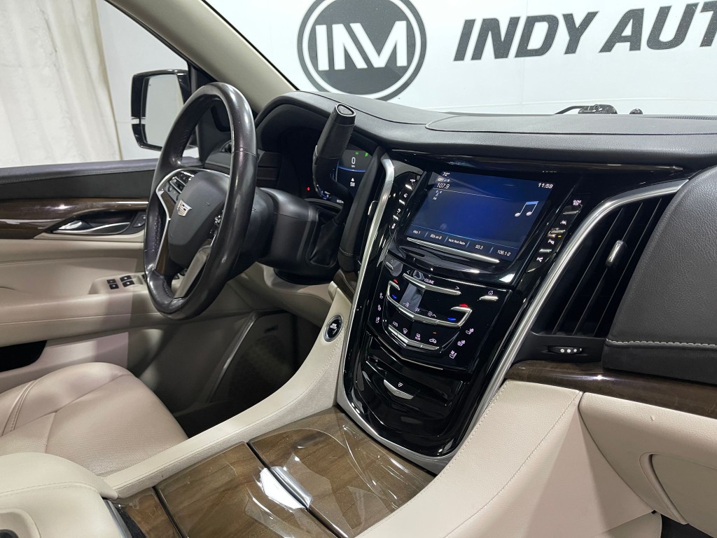 2020 Cadillac Escalade Image 19