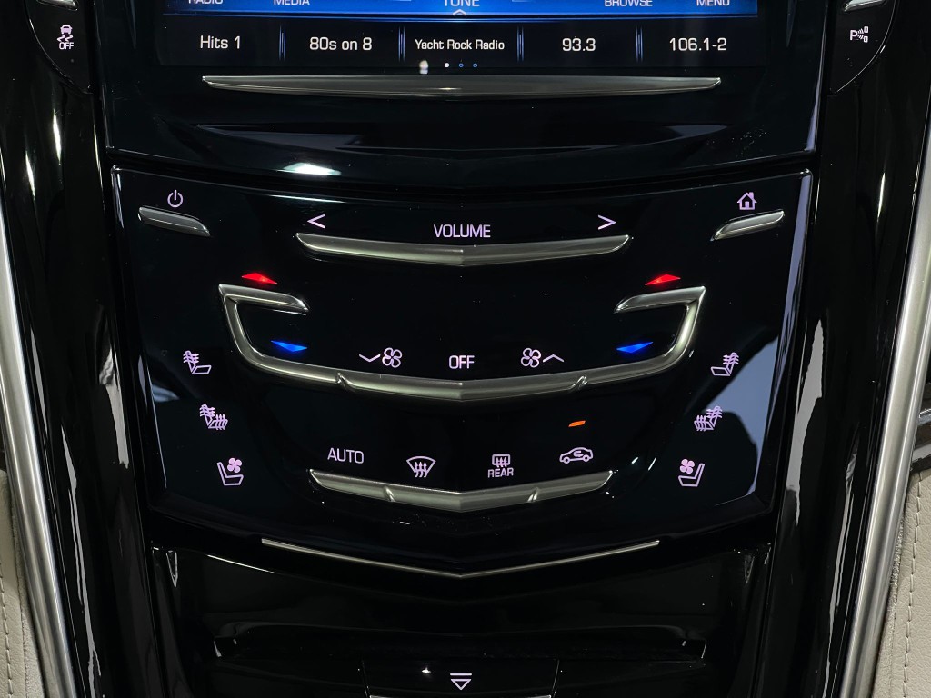 2020 Cadillac Escalade Image 24