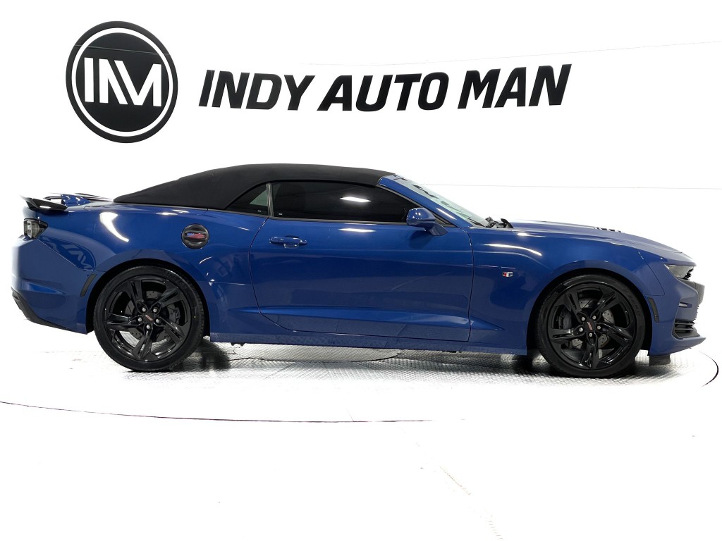 2019 Chevrolet Camaro Image 3