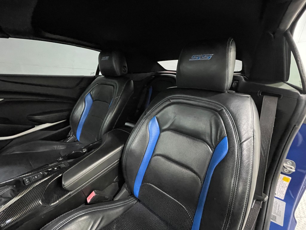 2019 Chevrolet Camaro Image 12