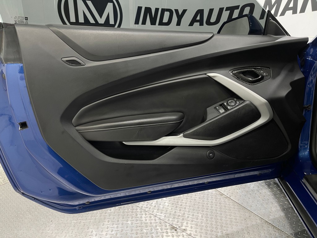 2019 Chevrolet Camaro Image 13