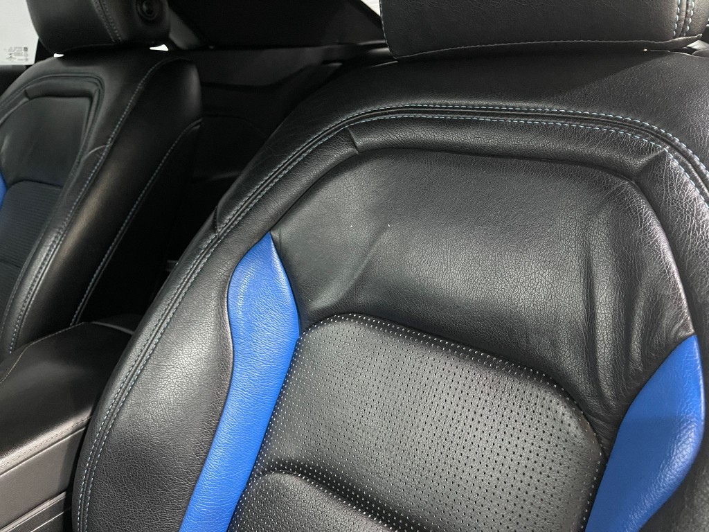 2019 Chevrolet Camaro Image 15