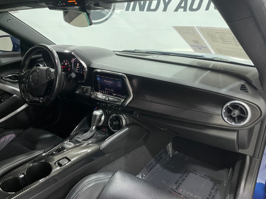 2019 Chevrolet Camaro Image 17