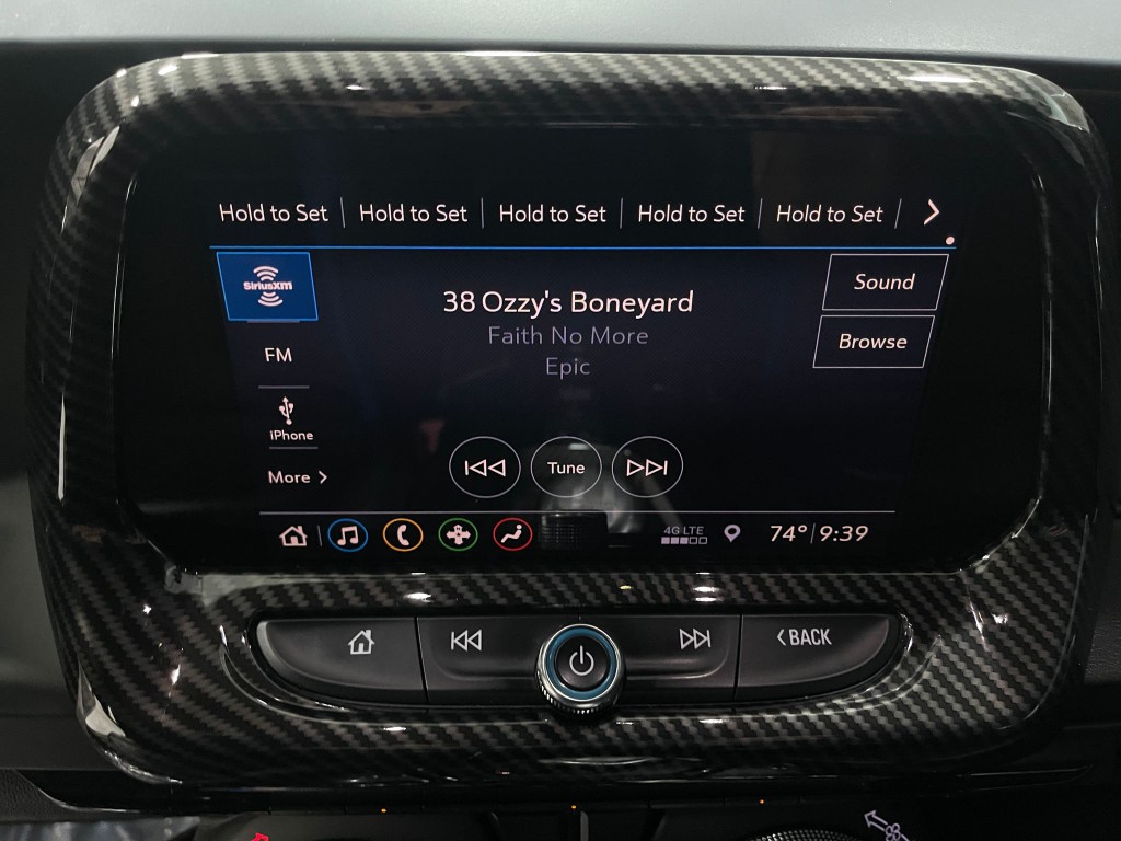 2019 Chevrolet Camaro Image 21