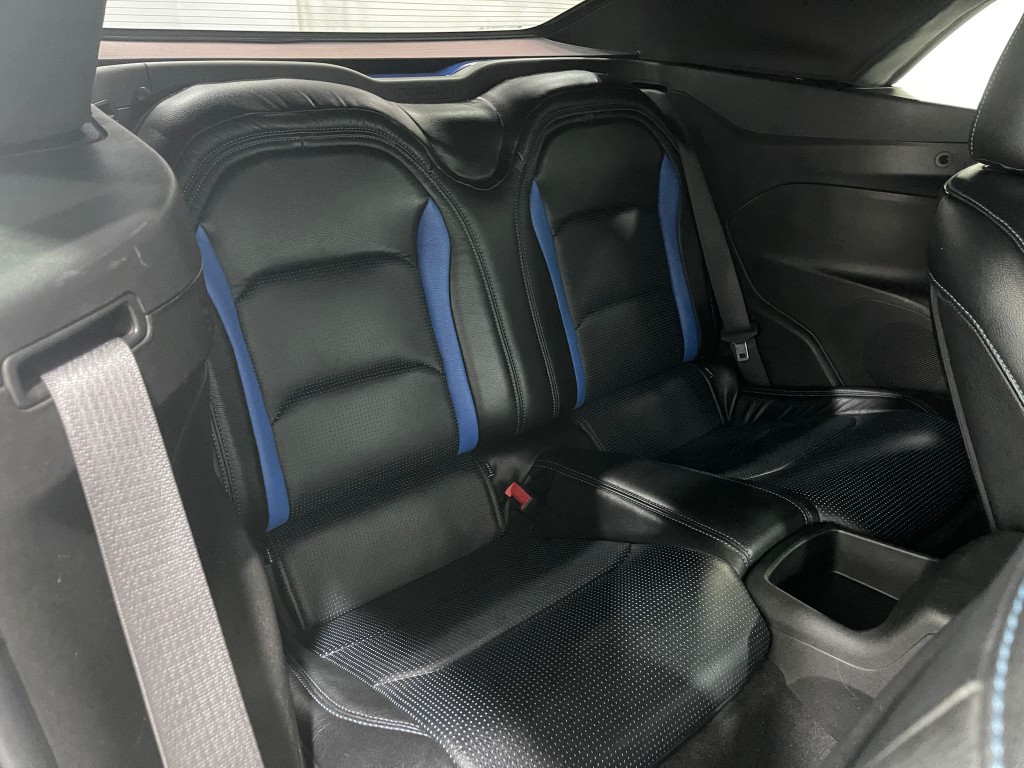2019 Chevrolet Camaro Image 28